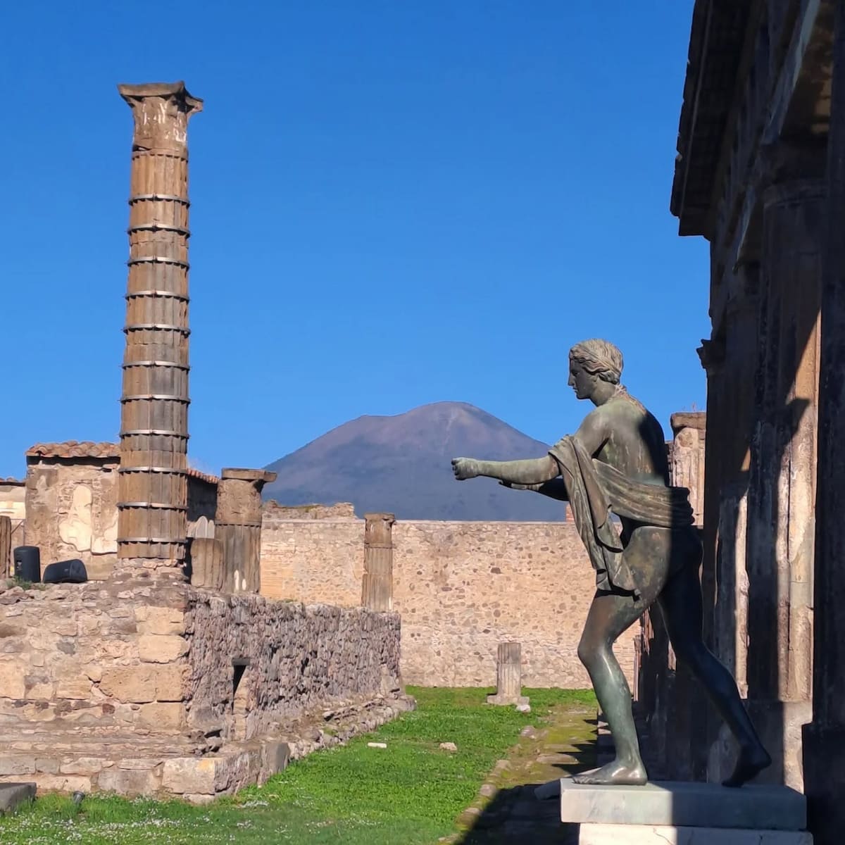 Pompeii & Amalfi Coast