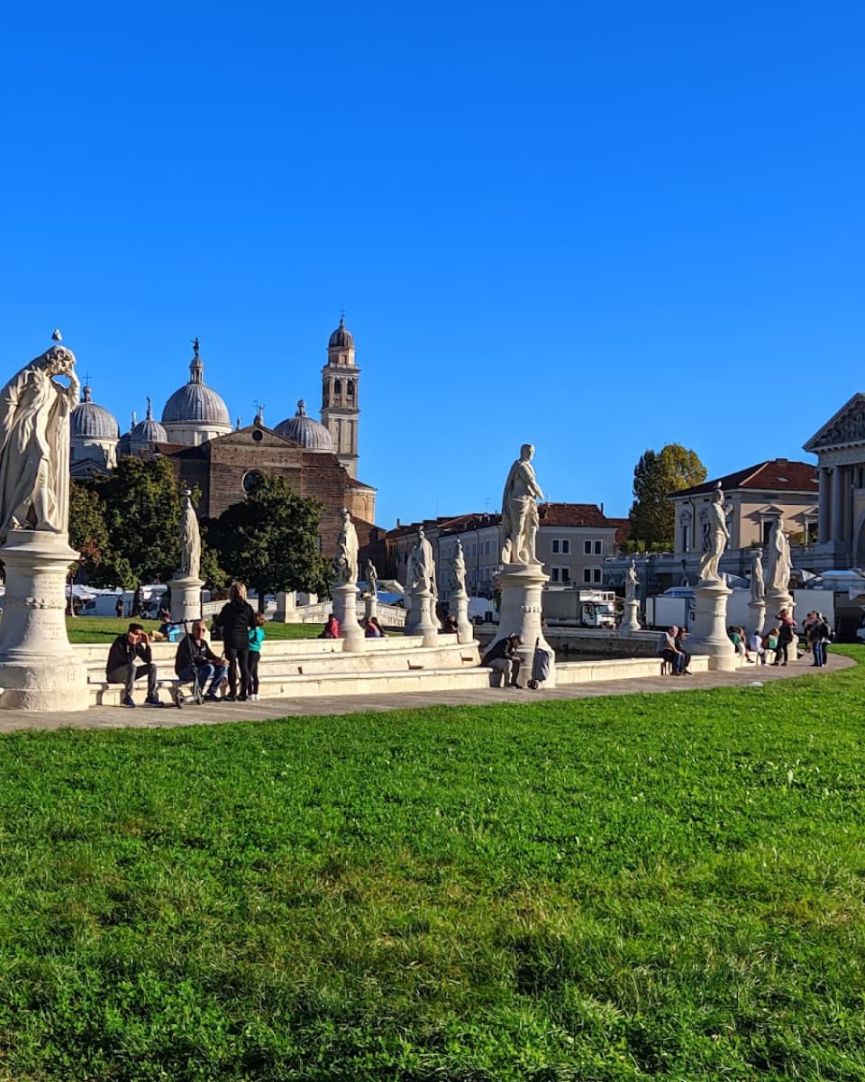 Prato della Valle, Padua Prato della Valle, Padua