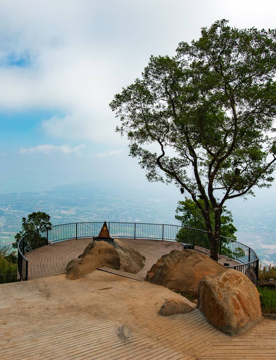 Vietnam, Ba Den Mountain