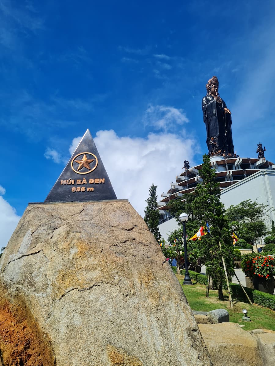 Vietnam, Ba Den Mountain