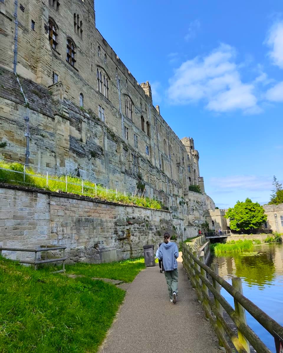 Warwick Castle, London