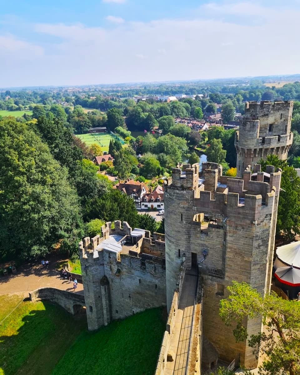 Warwick Castle, London