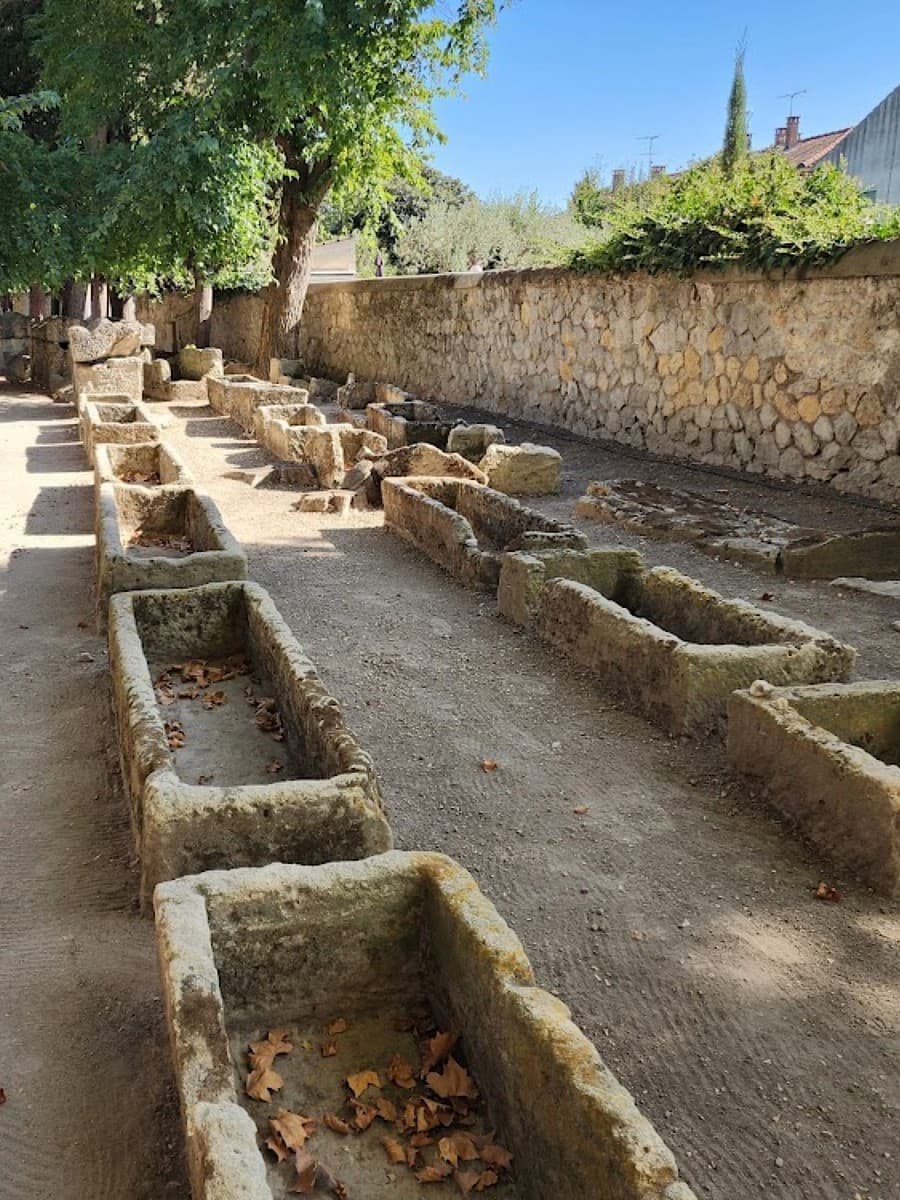 Alyscamps Necropolis, Arles Alyscamps Necropolis, Arles