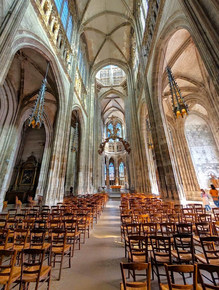 Inside of Church of Saint-Maclou, Rouen Inside of Church of Saint-Maclou, Rouen