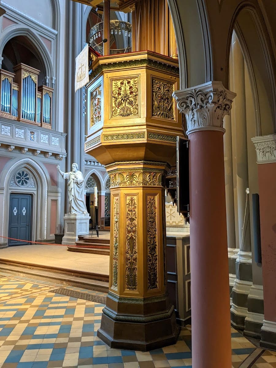 Entablature Of The Marktkirche, Wiesbaden Entablature Of The Marktkirche, Wiesbaden