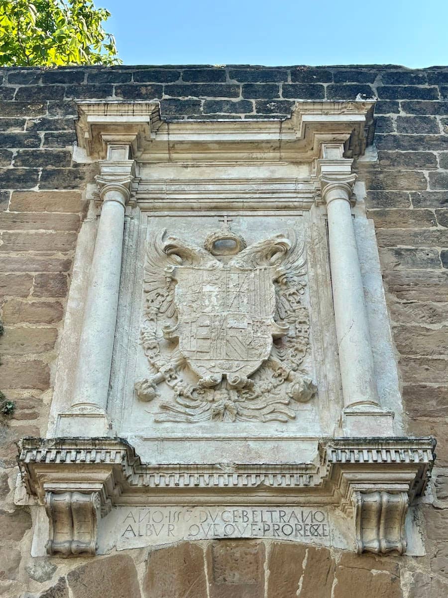 Portal of Zumalacarregui, Pamplon Portal of Zumalacarregui, Pamplon