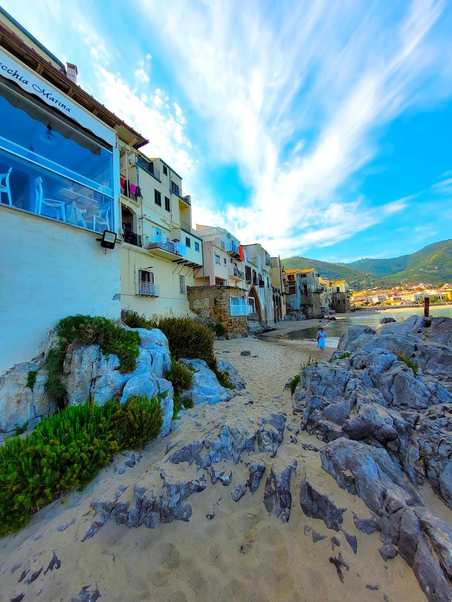 Spiaggia del Porto Vecchio, Cefalù Spiaggia del Porto Vecchio, Cefalù