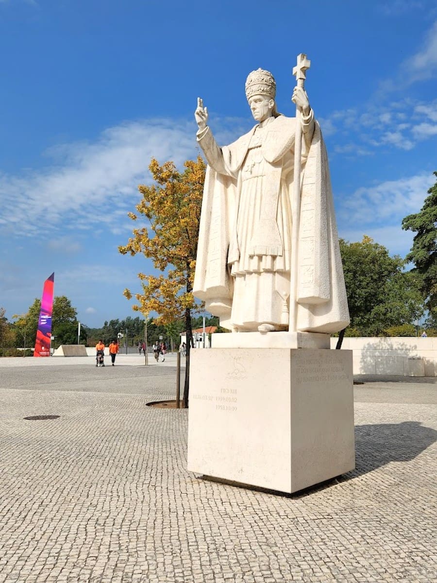 Basilica of Our Lady of the Rosary, Fatima Basilica of Our Lady of the Rosary, Fatima