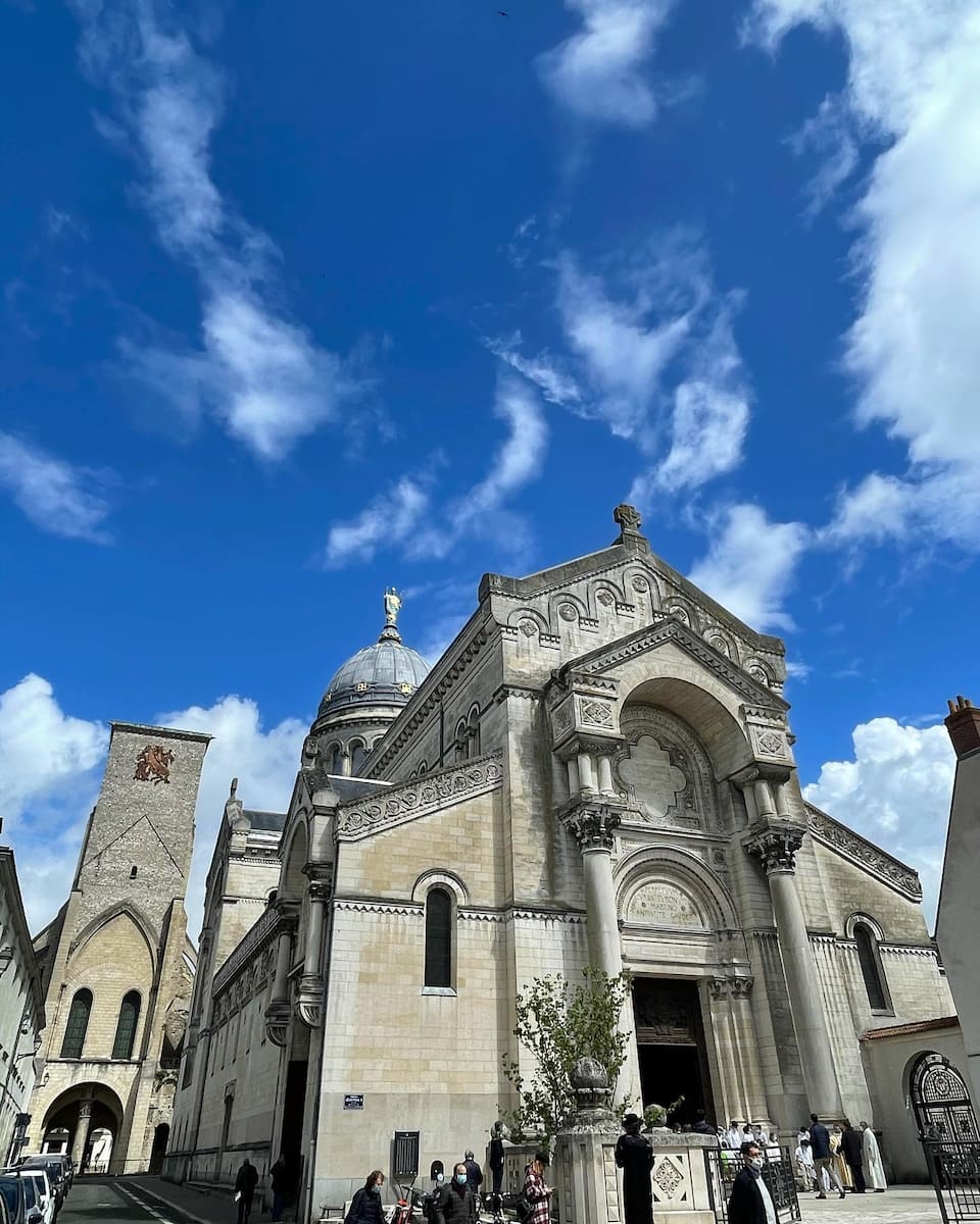 Basilique Saint-Martin, Tours Basilique Saint-Martin, Tours