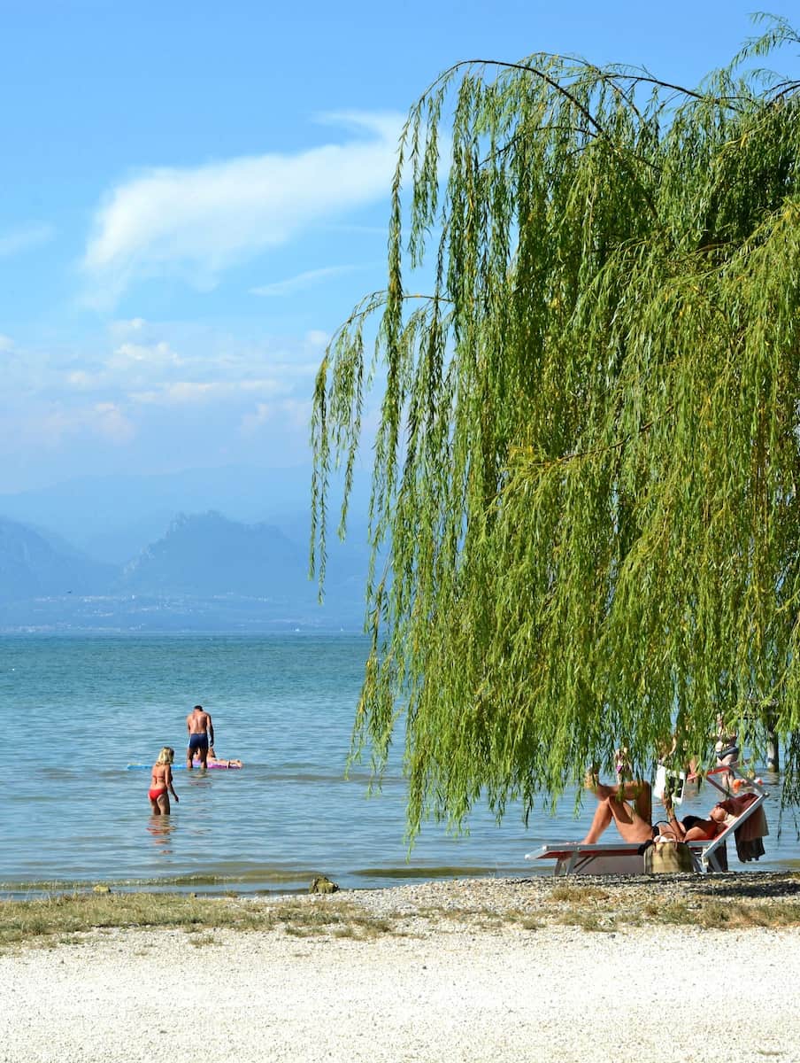 Beach Punta Gro Sirmione Beach Punta Gro Sirmione