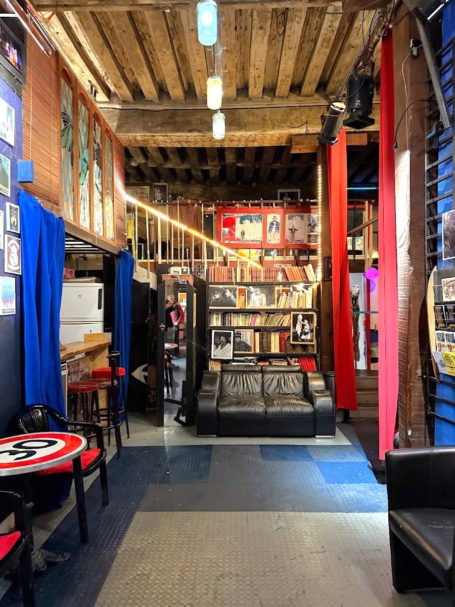 Café de la Gare, Le Marais Café de la Gare, Le Marais