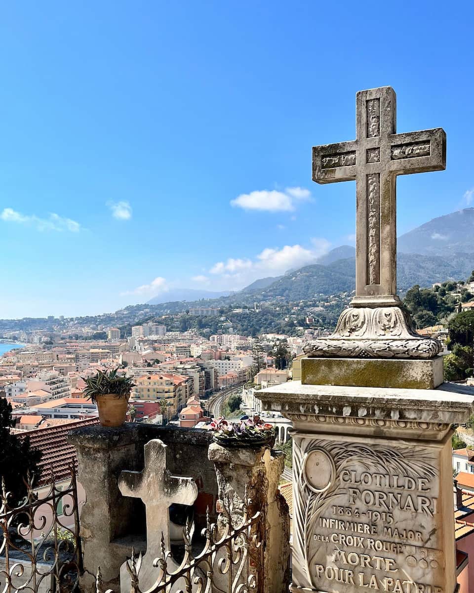Cimitière du Vieux Château, Menton Cimitière du Vieux Château, Menton