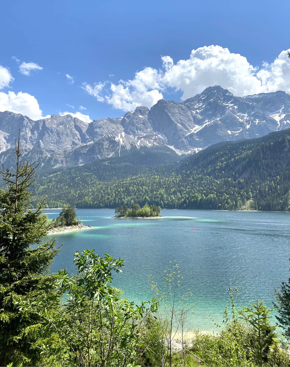 Eibsee Lake, Garmisch Partenkirchen Eibsee Lake, Garmisch Partenkirchen