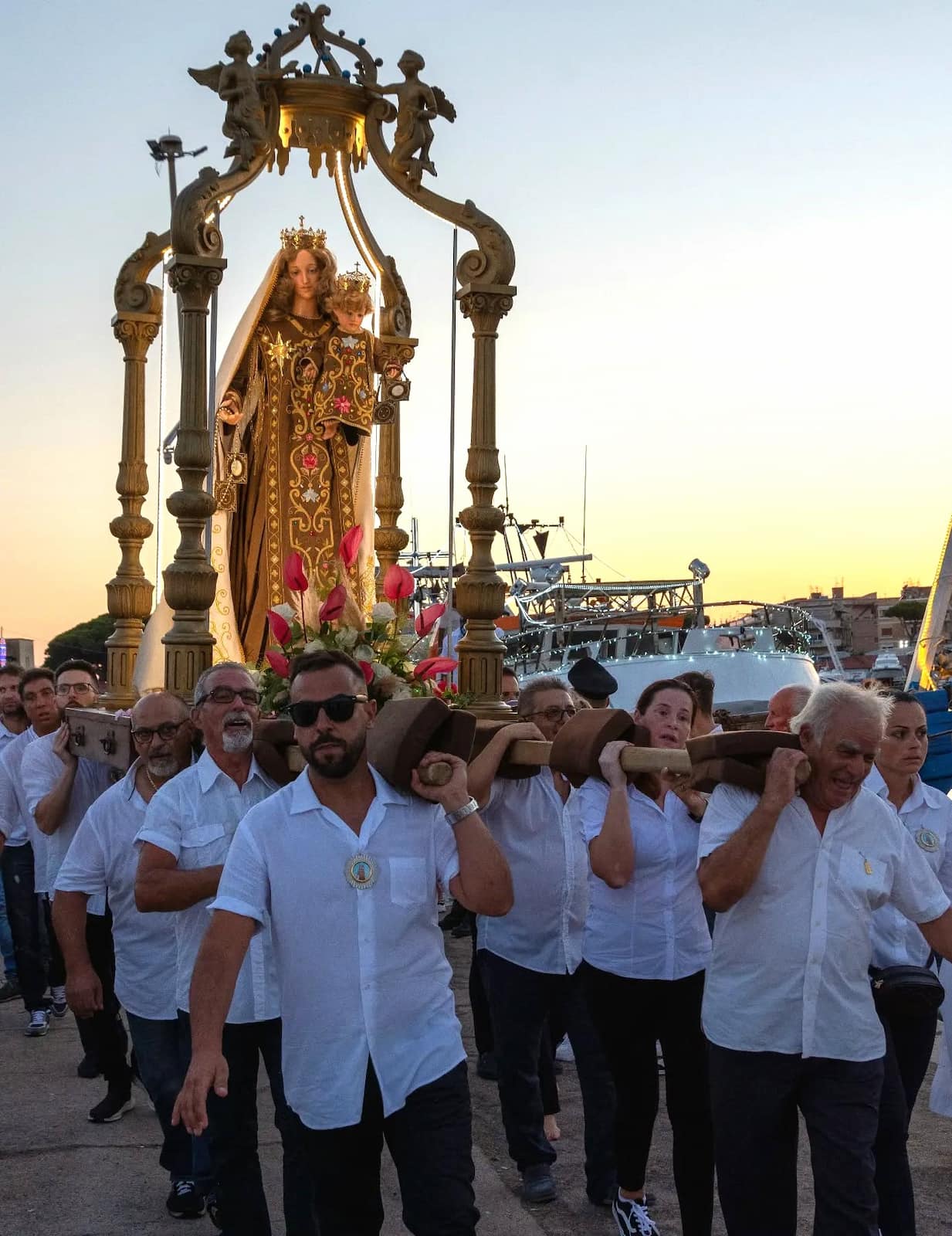 Festa della Madonna del Carmine Festa della Madonna del Carmine