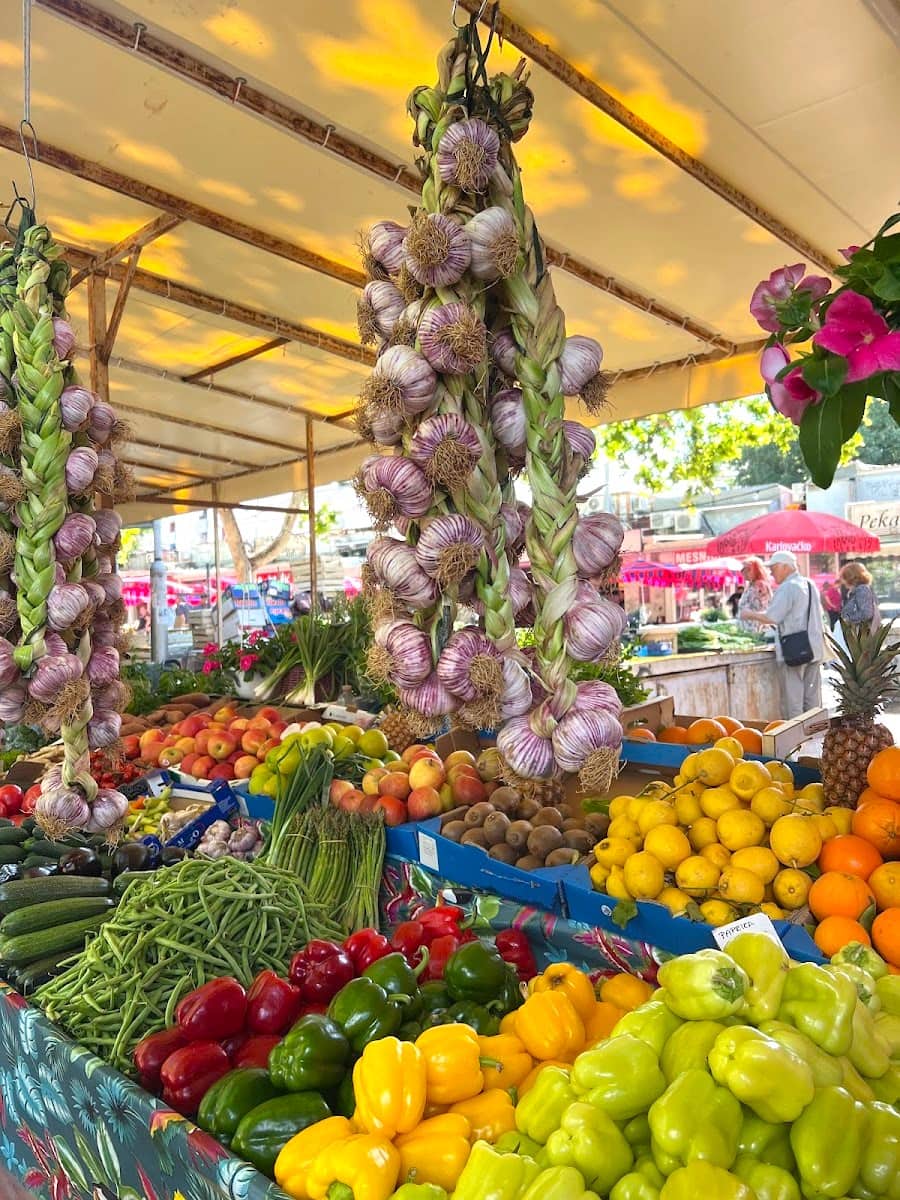 Green Market Makarska Green Market Makarska