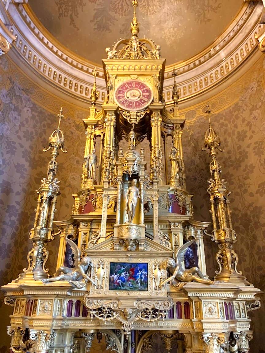 Hôtel de Ville inside, Le Marais Hôtel de Ville inside, Le Marais