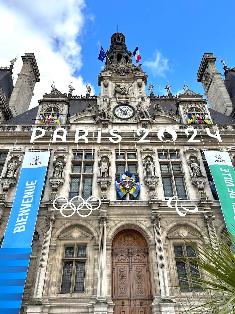 Hôtel de Ville inside, Le Marais Hôtel de Ville inside, Le Marais