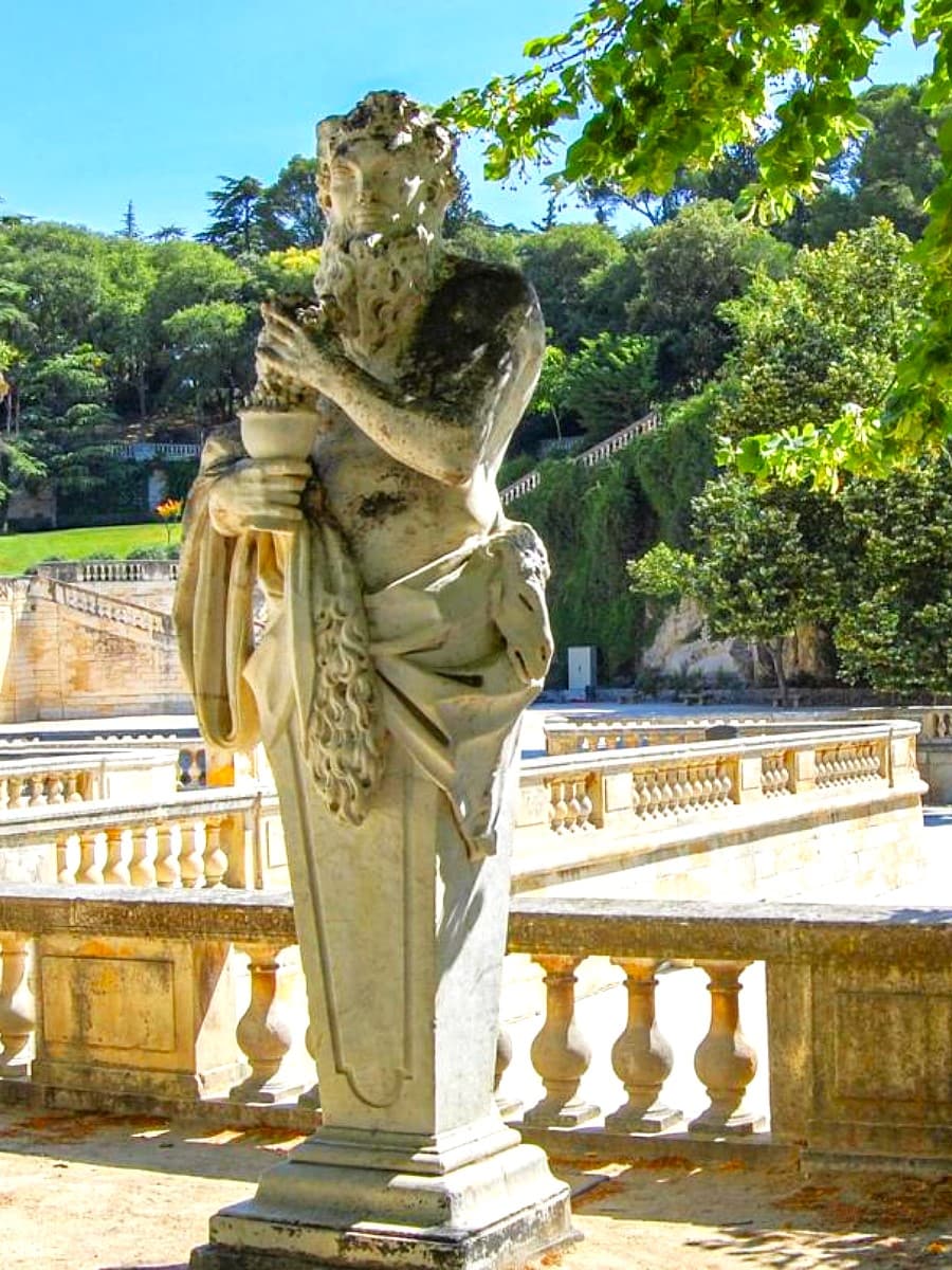 Jardins de la Fontaine, Nîmes Jardins de la Fontaine, Nîmes