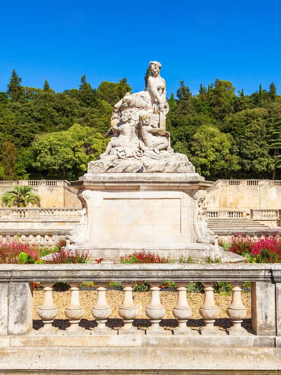 Jardins de la Fontaine, Nîmes Jardins de la Fontaine, Nîmes