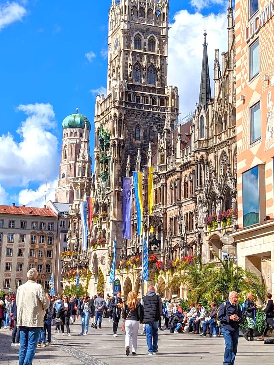 Marienplatz, Munich, Bavaria Marienplatz, Munich, Bavaria