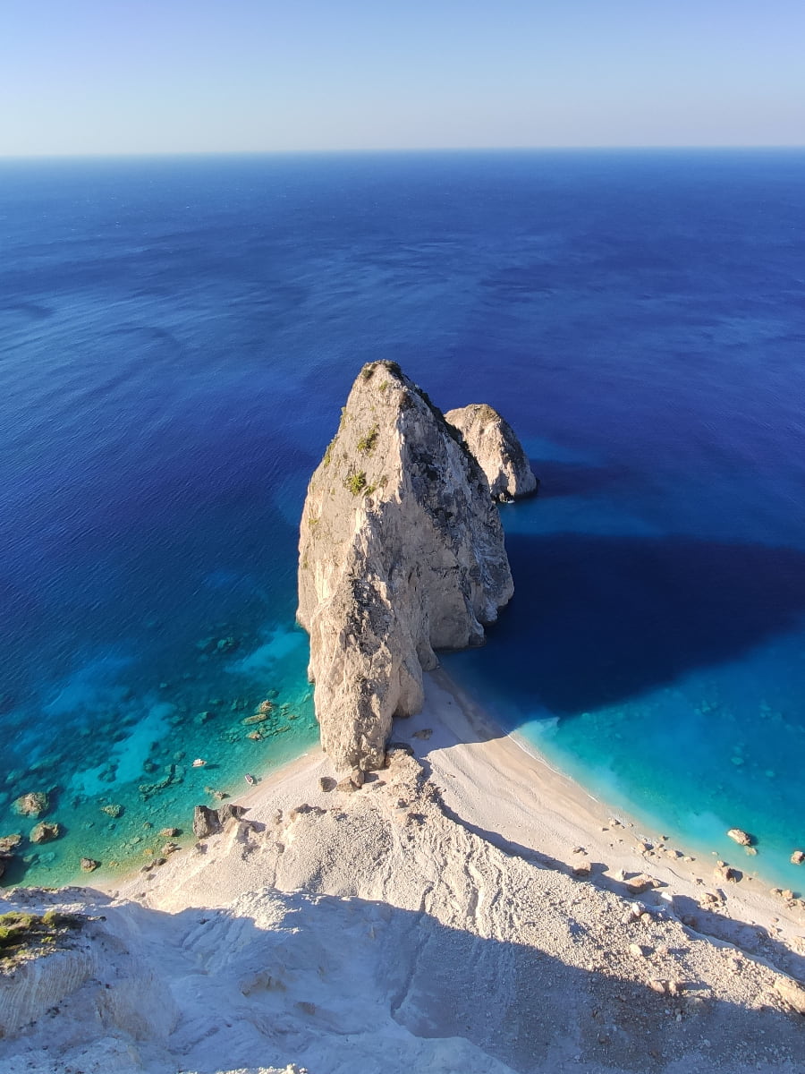 Mizithres Rocks, Laganas