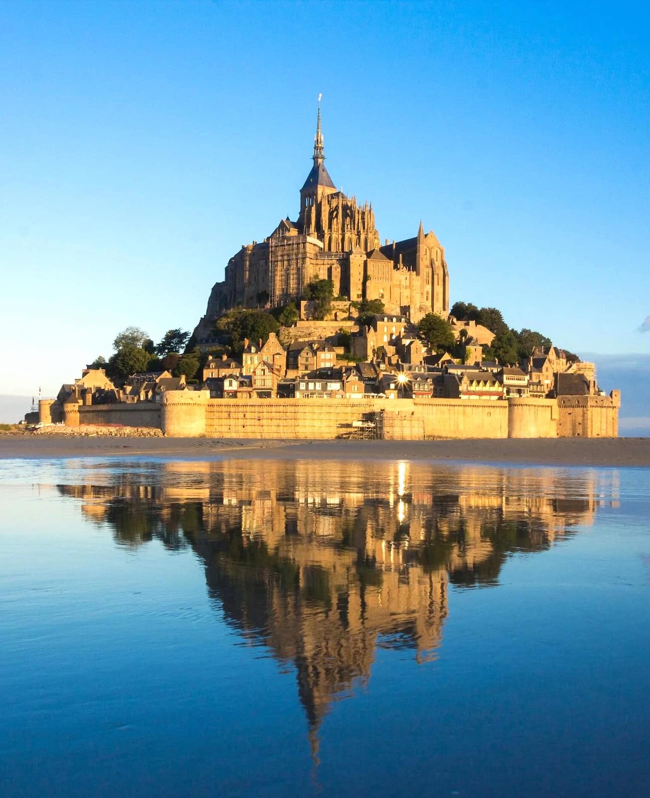 Mont Saint-Michel Abbey, France Mont Saint-Michel Abbey, France