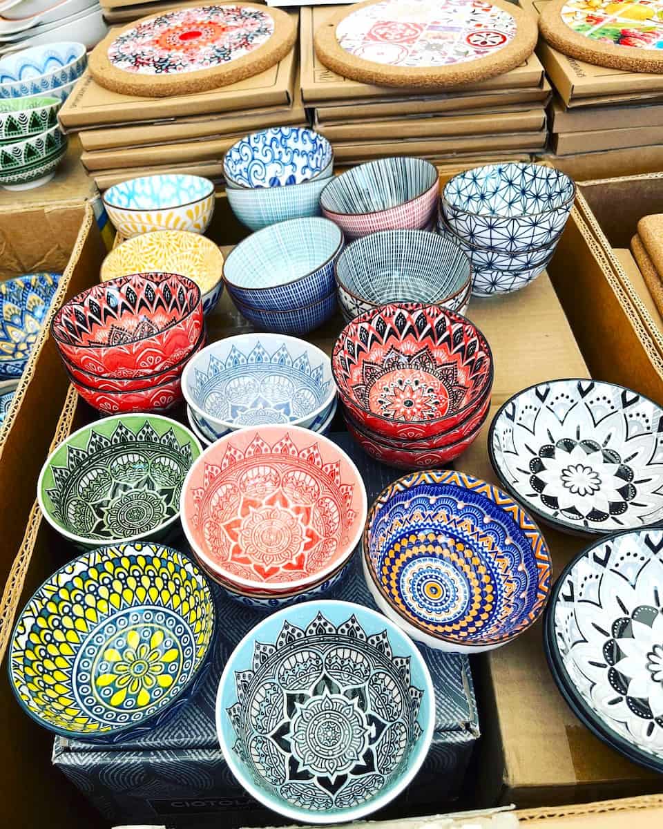 Monterosso Market Browsing Monterosso Market Browsing