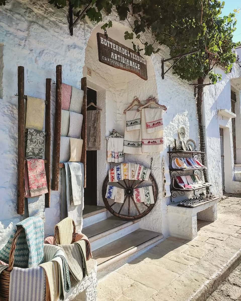 Rione Monti, Alberobello, Italy