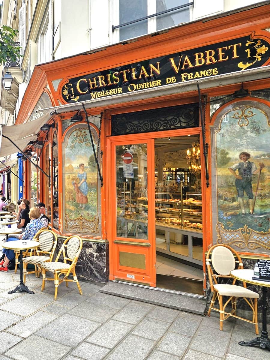 Streets of Le Marais Streets of Le Marais