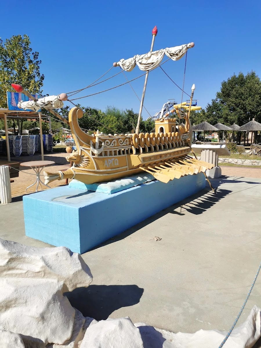 Tvilsi Water Park, Laganas