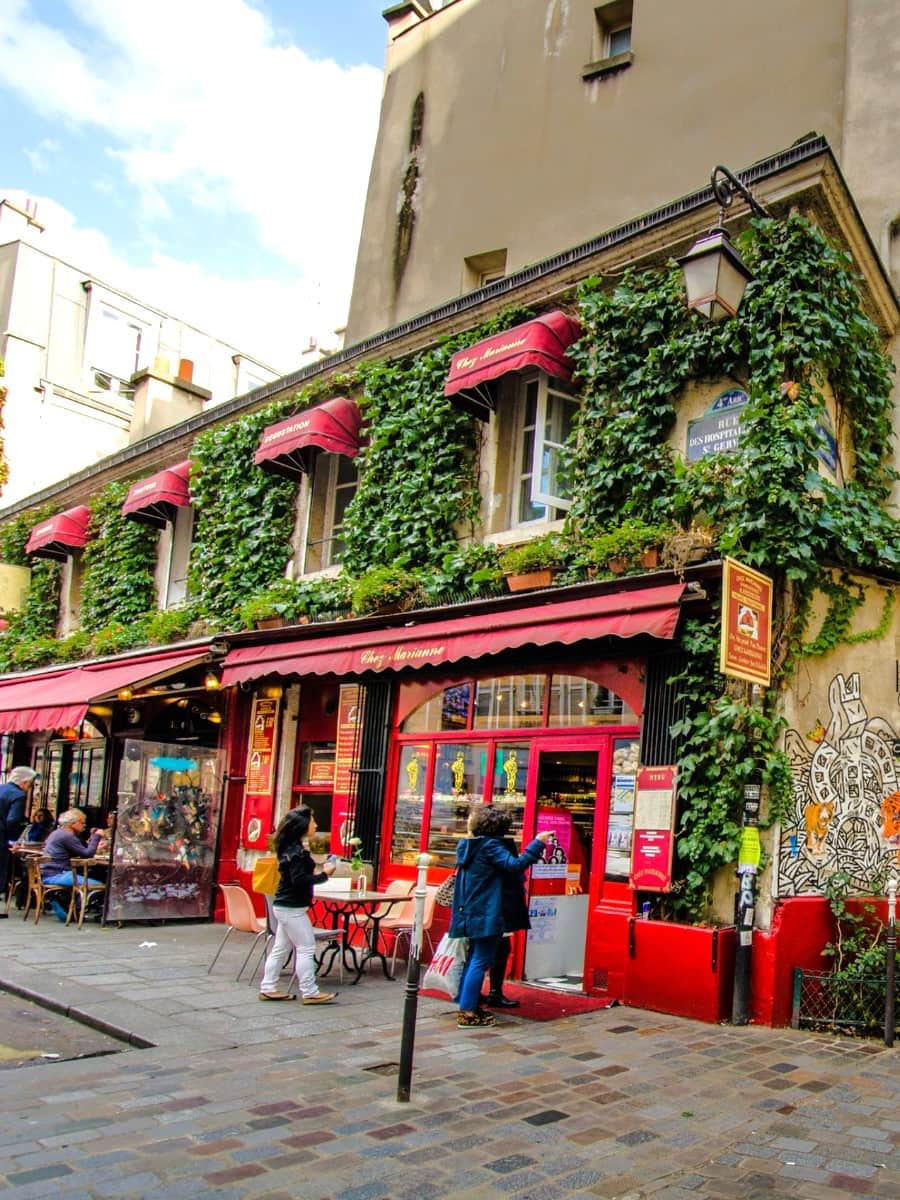 Village Saint-Paul, Le Marais Village Saint-Paul, Le Marais