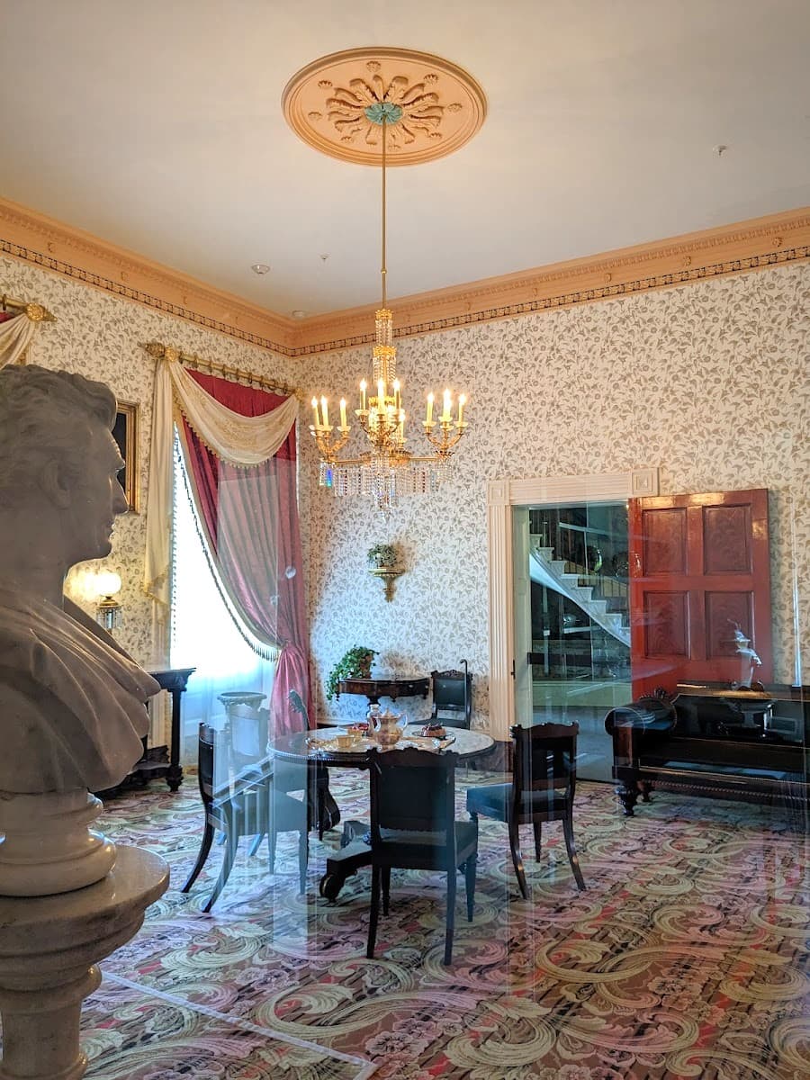 Inside of Andrew Jackson’s Hermitage, Nashville