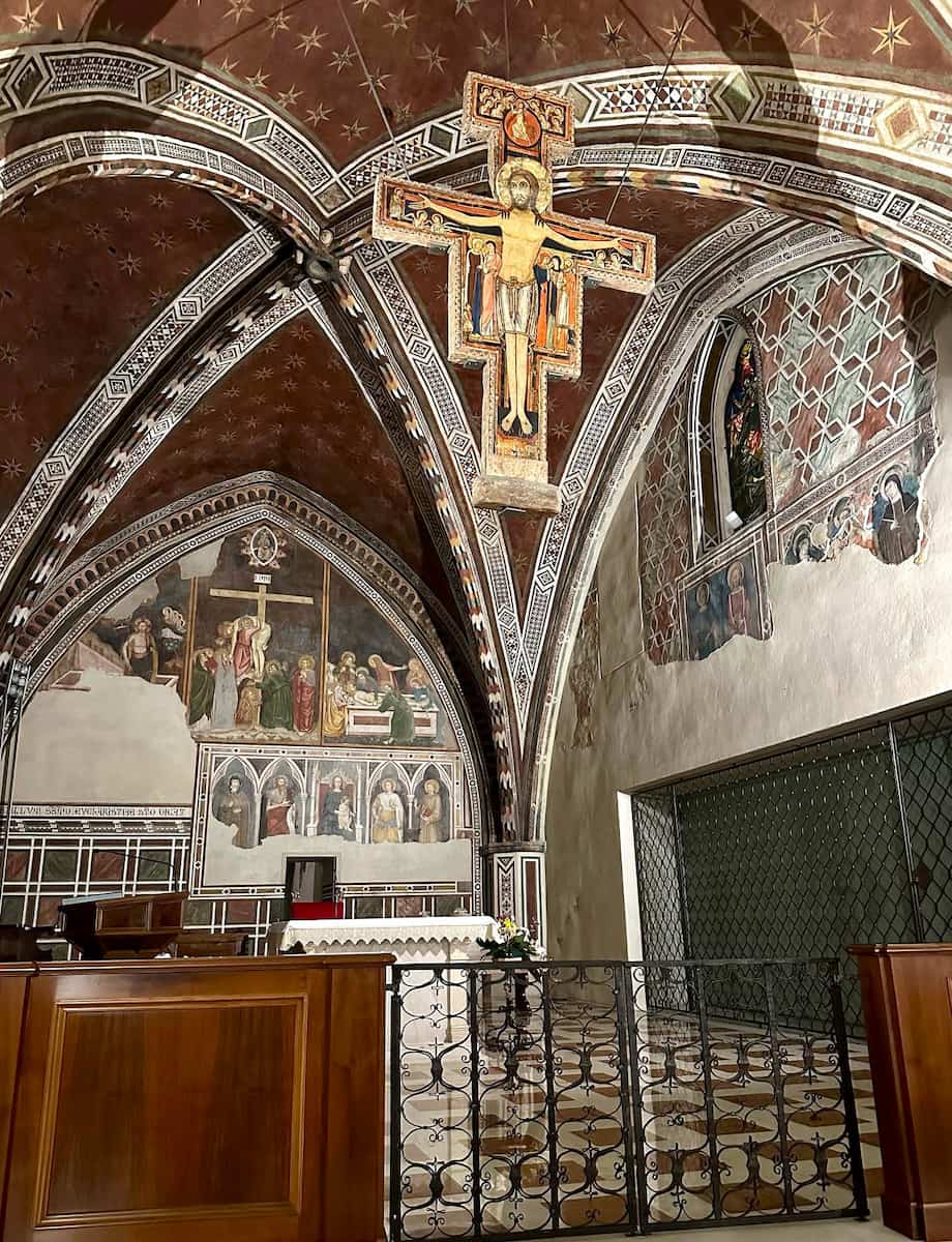 Basilica di Santa Chiara Umbria Basilica di Santa Chiara Umbria