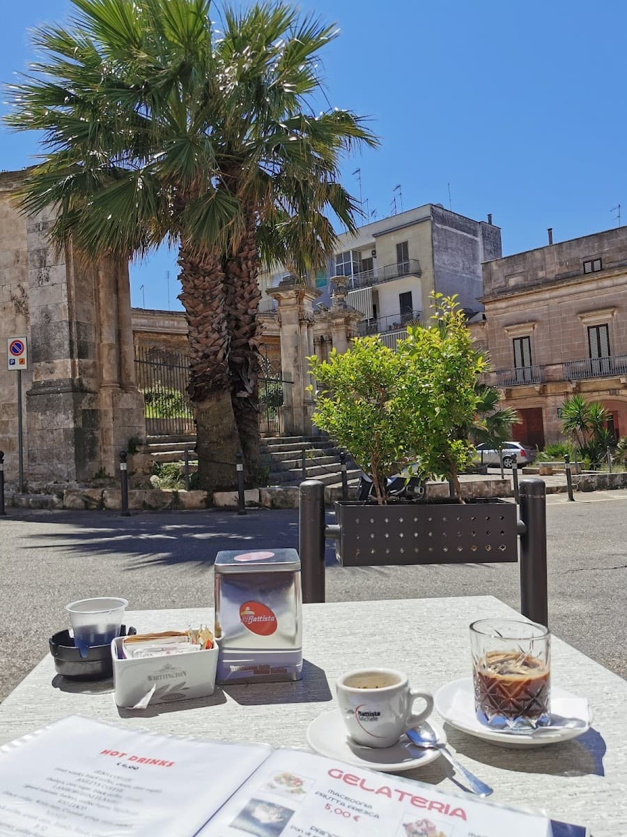 Caffè Pink Lady, Ostuni, Puglia Caffè Pink Lady, Ostuni, Puglia
