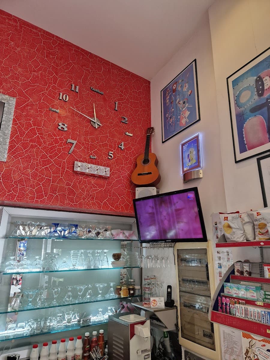 Caffè Pink Lady, Ostuni, Puglia Caffè Pink Lady, Ostuni, Puglia