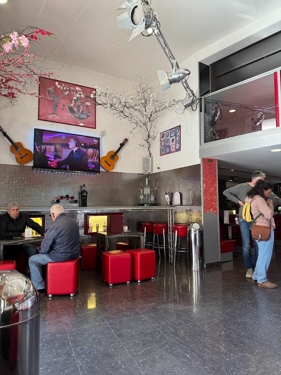 Caffè Pink Lady, Ostuni, Puglia Caffè Pink Lady, Ostuni, Puglia