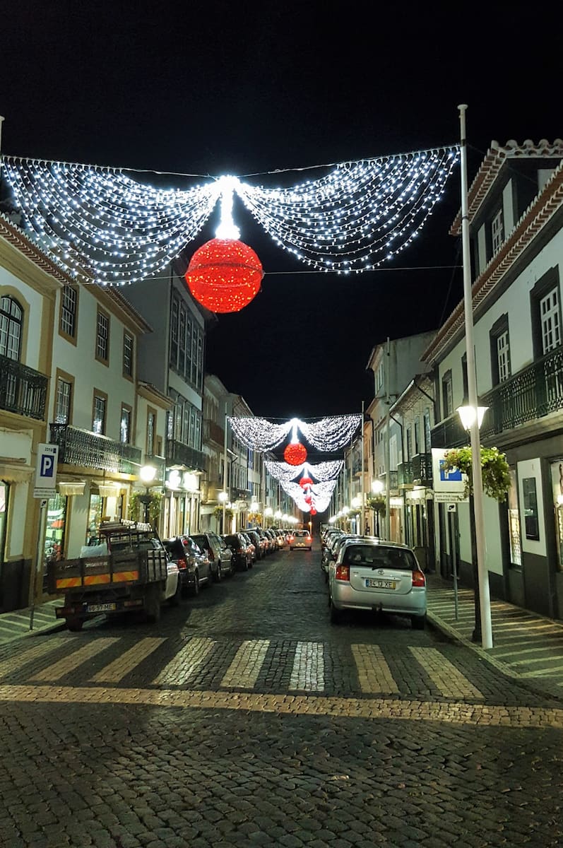 Christmas Rua Direita in Angra