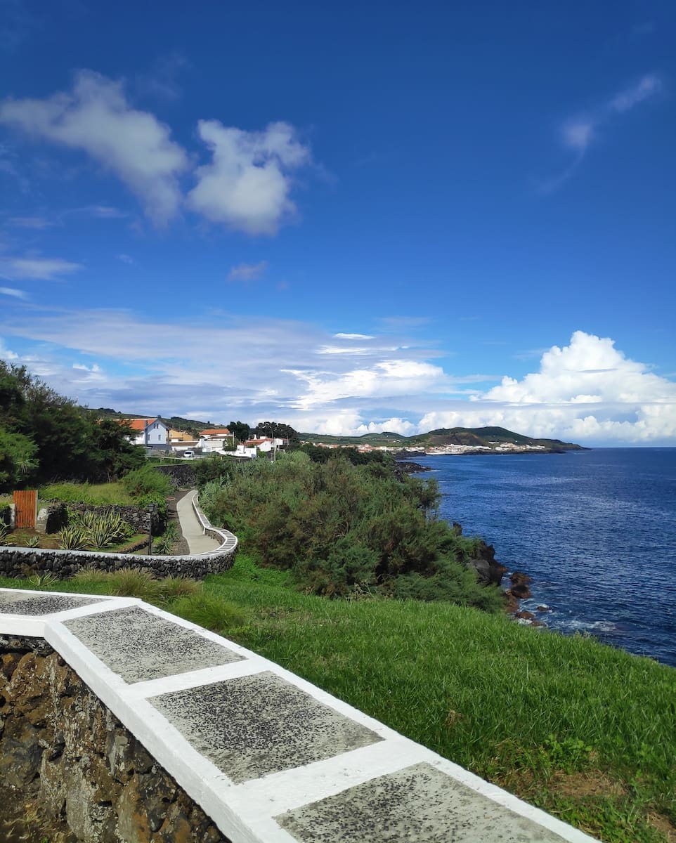 Cruz do Canário, Portugal