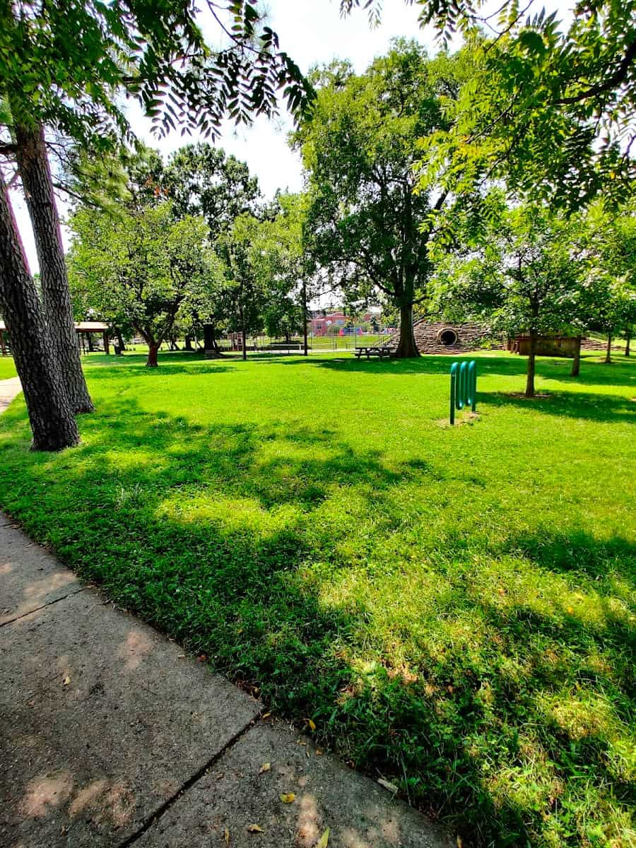 Fannie Mae Dees Park, Nashville