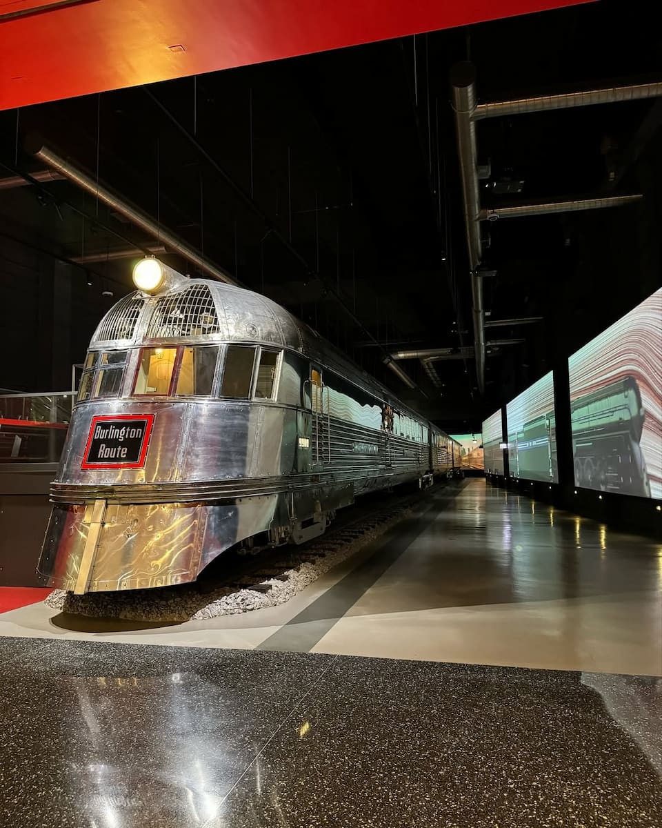 Griffin Museum, Chicago Griffin Museum, Chicago