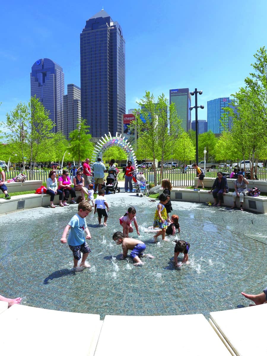 Klyde Warren Park, Dallas Klyde Warren Park, Dallas