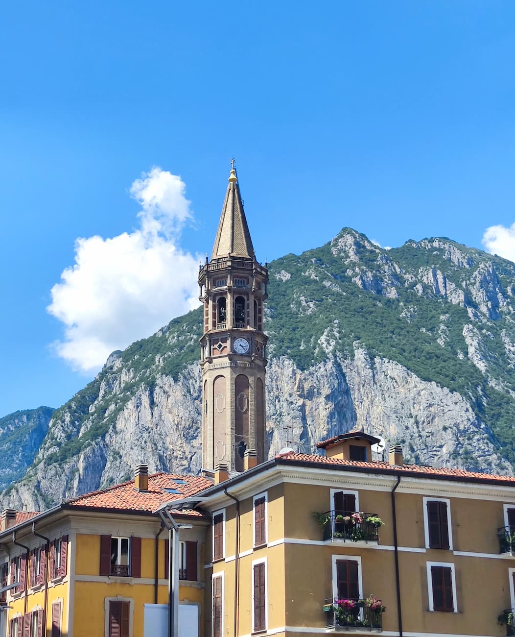 Lungolago di Lecco Lungolago di Lecco