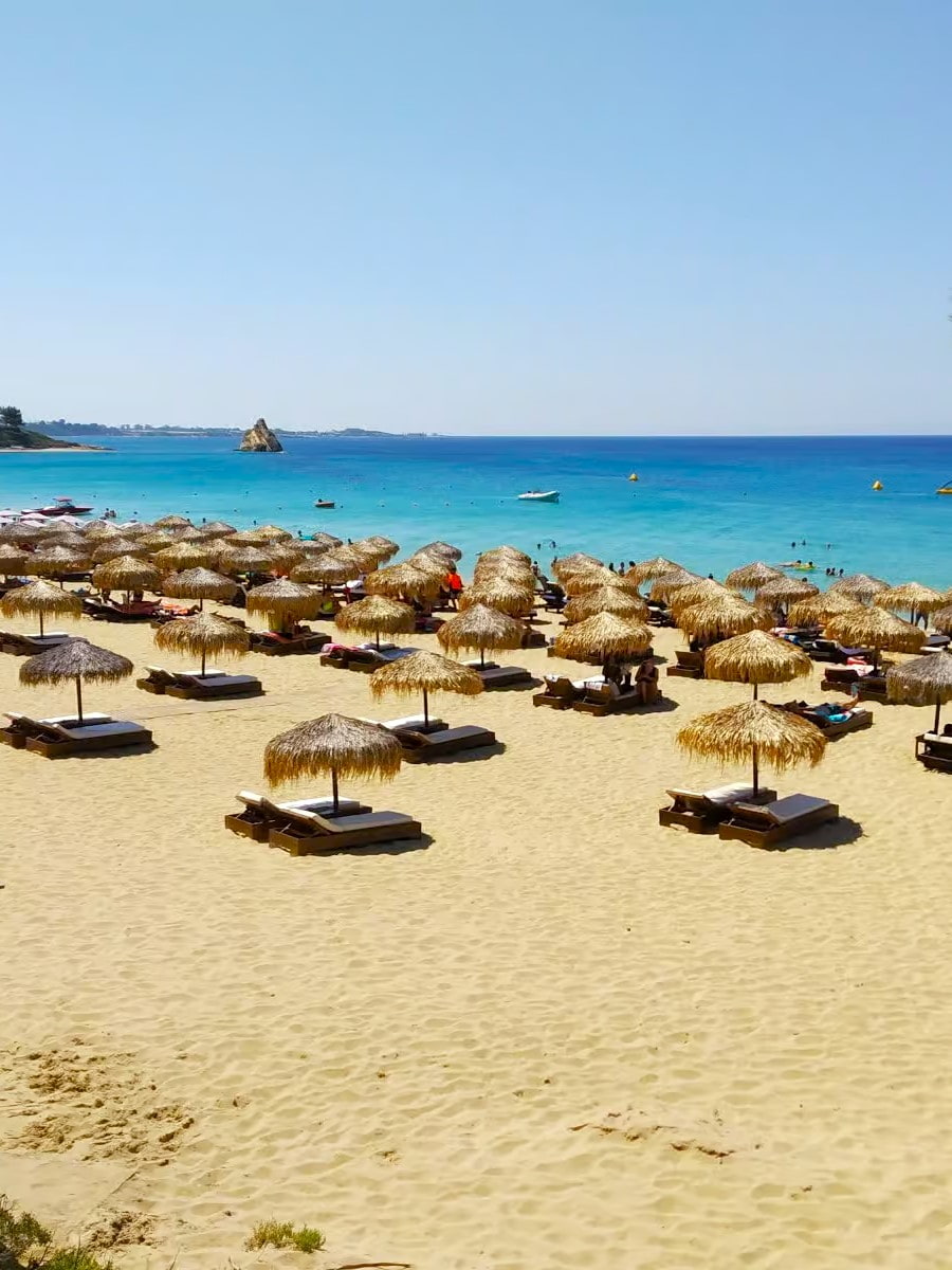 Makris Gialos Beach, Argostoli Makris Gialos Beach, Argostoli