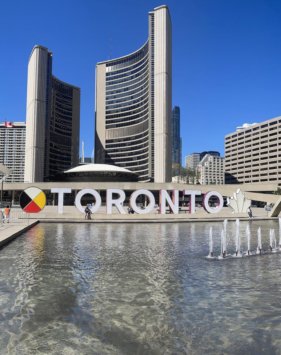 Nathan Phillips Square, Toronto Nathan Phillips Square, Toronto