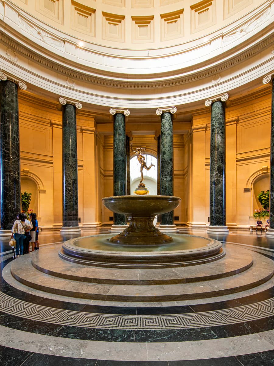 Inside of National Gallery of Art, Washington DC