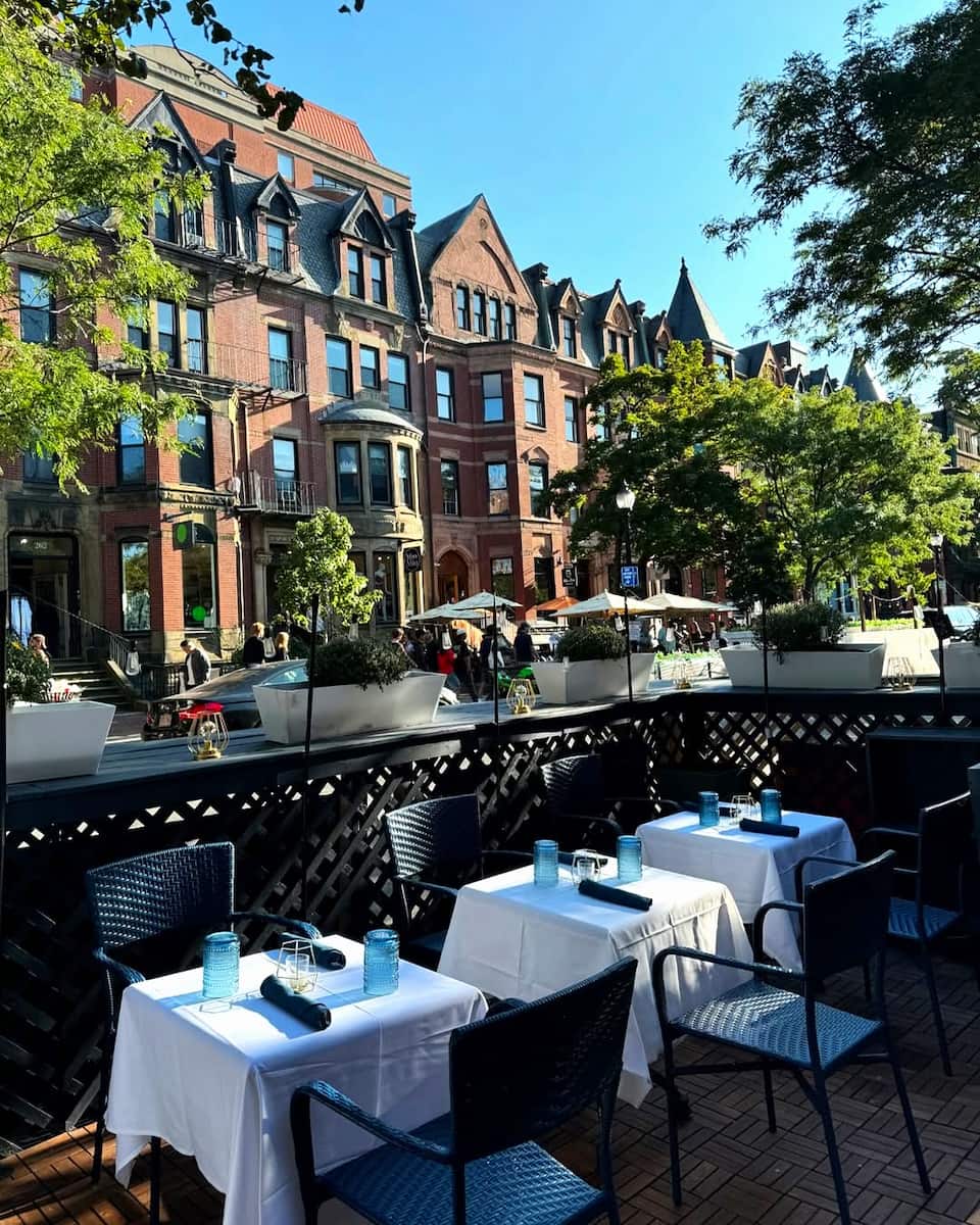 Newbury Street, Boston Newbury Street, Boston