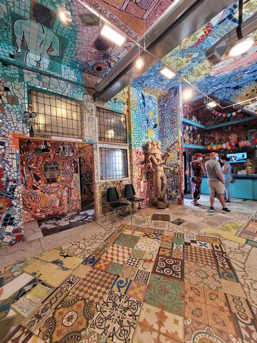 Philadelphia's Magic Gardens, Philadelphia