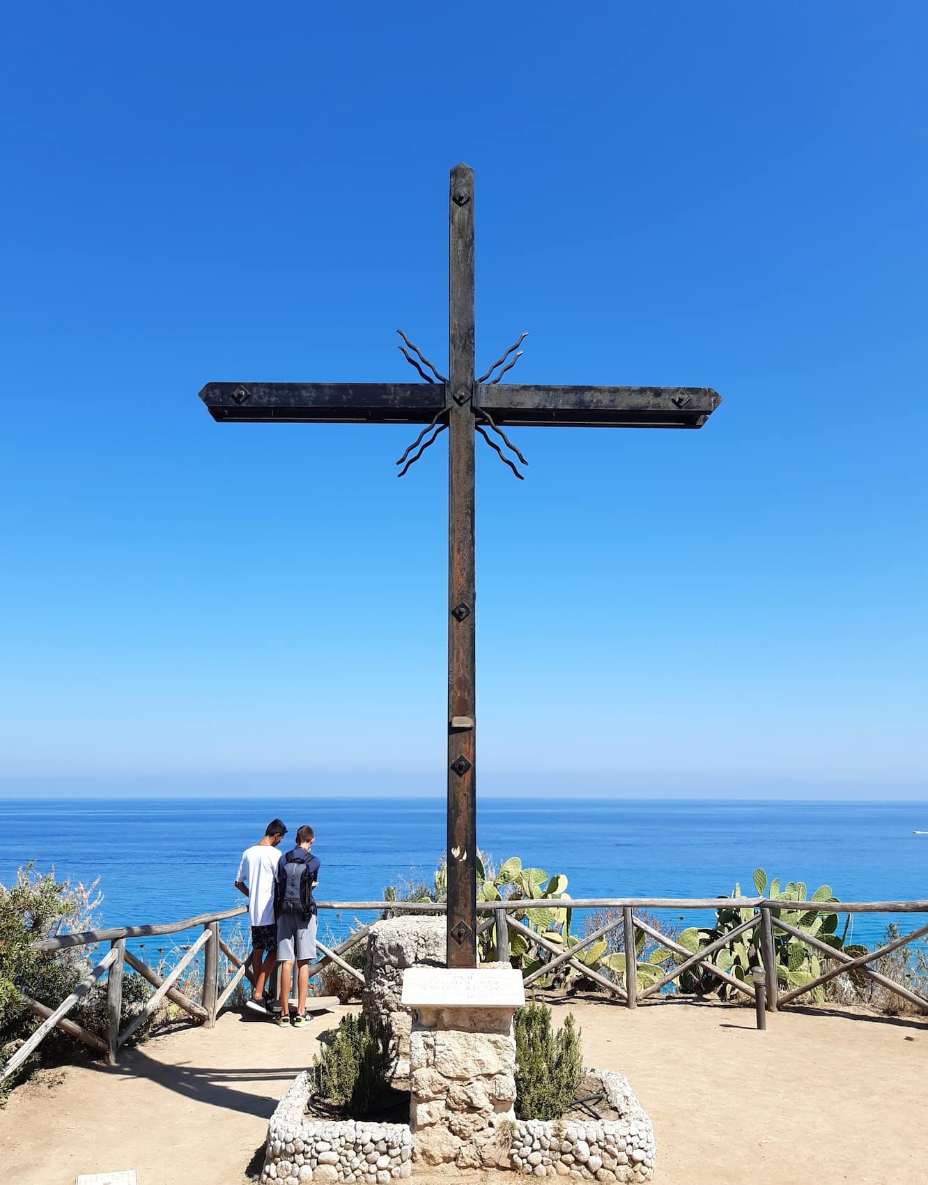 Santuario di Santa Maria dell’Isola di Tropea Calabria Santuario di Santa Maria dell’Isola di Tropea Calabria