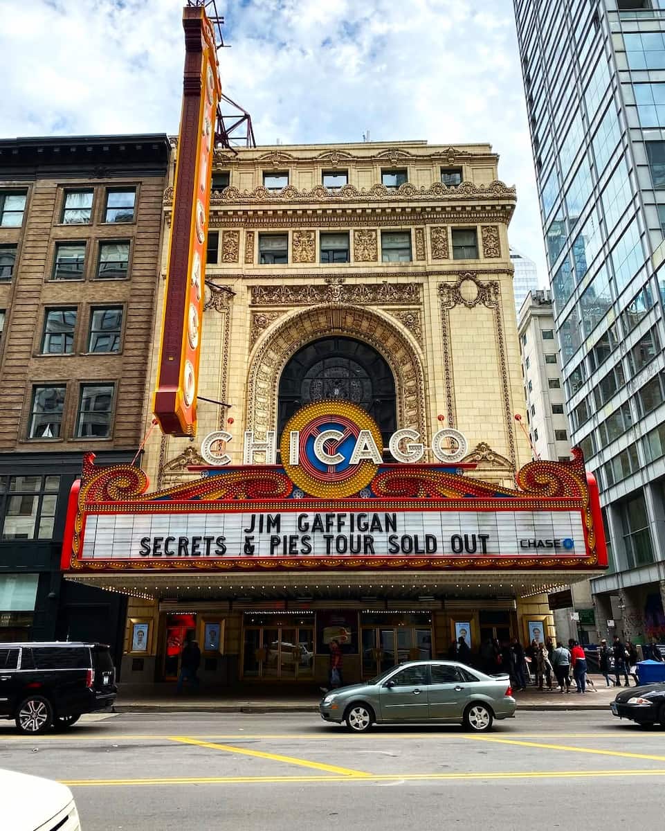 The Chicago Theatre The Chicago Theatre