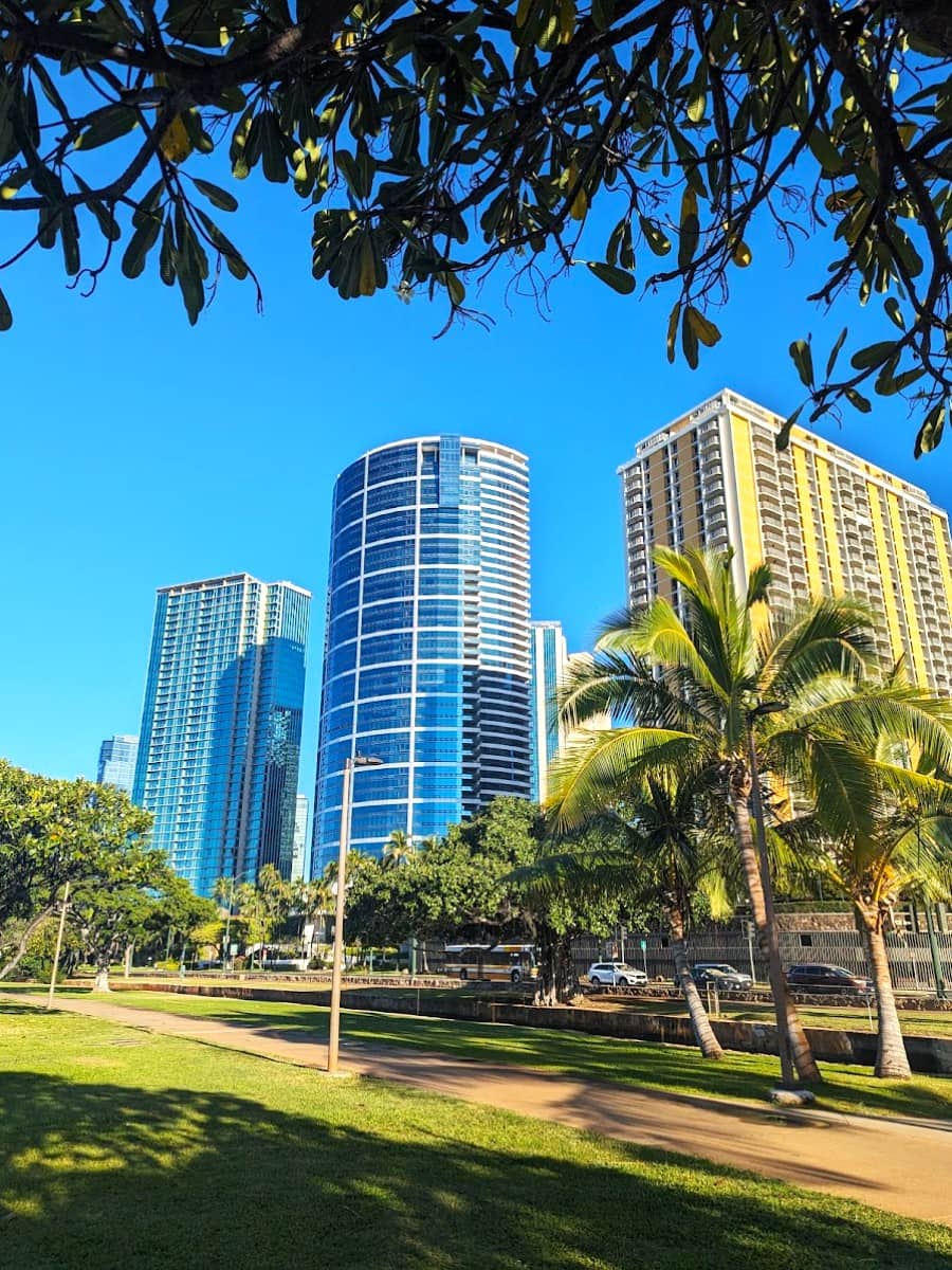 Ala Moana Park, Oahu Ala Moana Park, Oahu
